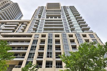 Condo Apartment at 9205 Yonge Street Ne103, Richmond Hill, ON L4C 6Z2, Richmond Hill
