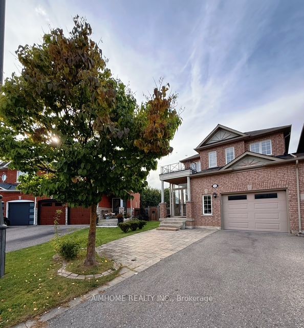 Semi-Detached at 22 Matson Court, Aurora, ON L4G 7W8, Aurora