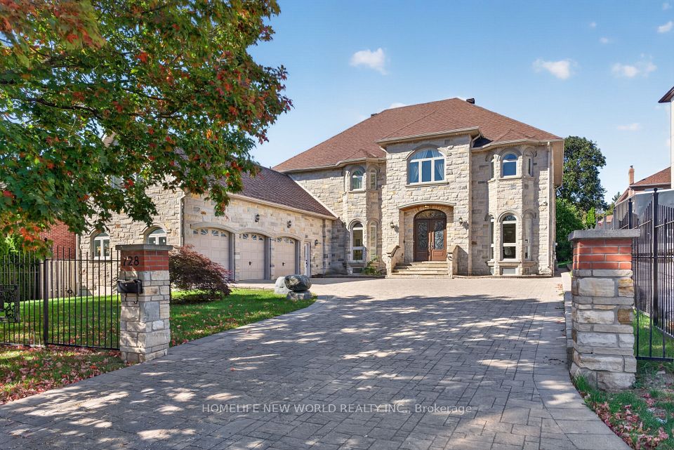Detached at 128 Garden Avenue, Richmond Hill, ON L4C 6M1, Richmond Hill