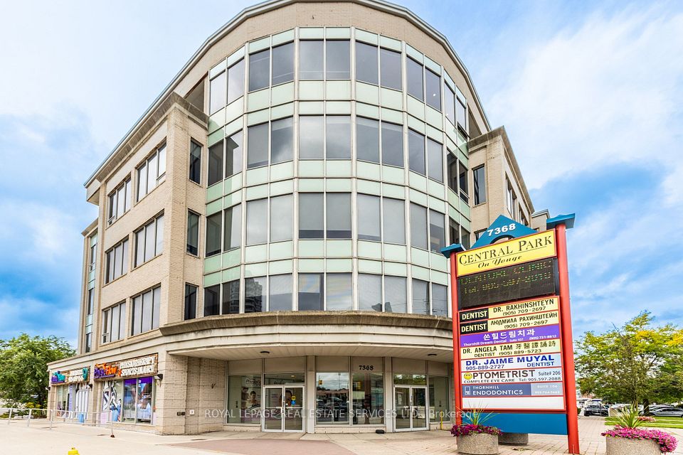 Office at 7368 Yonge Street 312, Vaughan, ON L4J 8H9, Vaughan