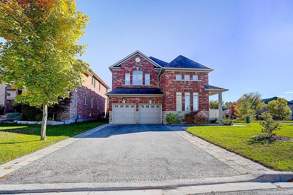 Detached at 619 Fernbank Road, Newmarket, ON L3X 3E4, Newmarket