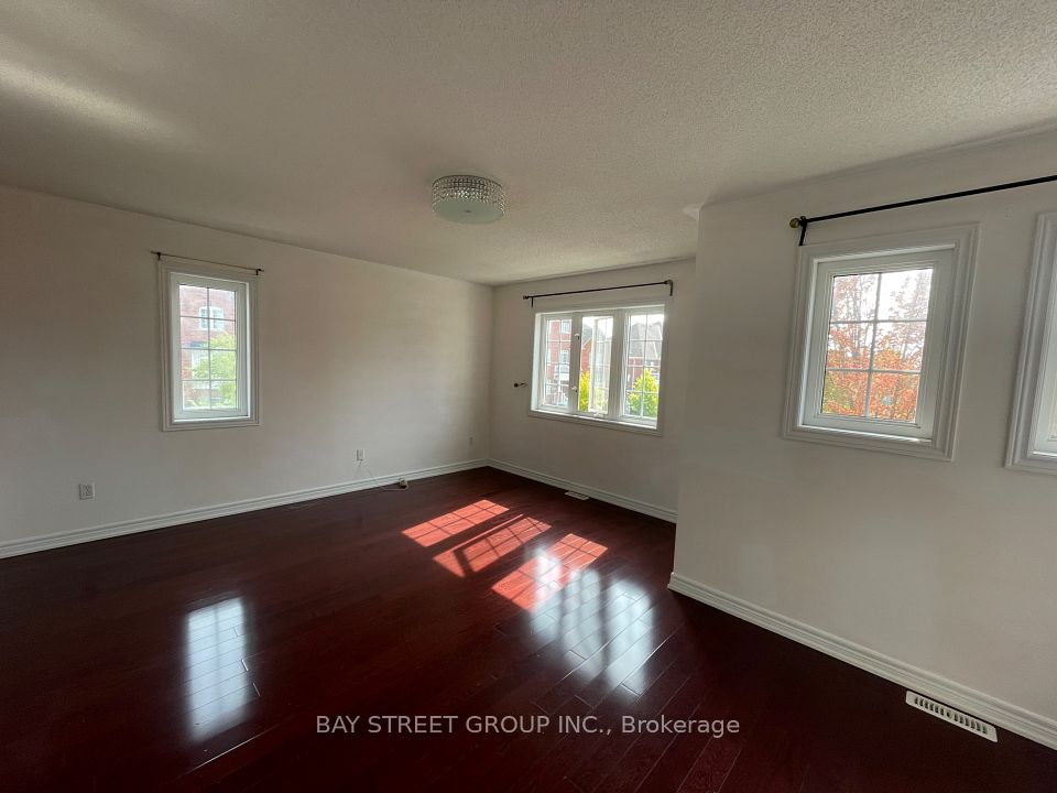Detached at 2 Willow Trail Road, Markham, ON L6E 1V2, Markham