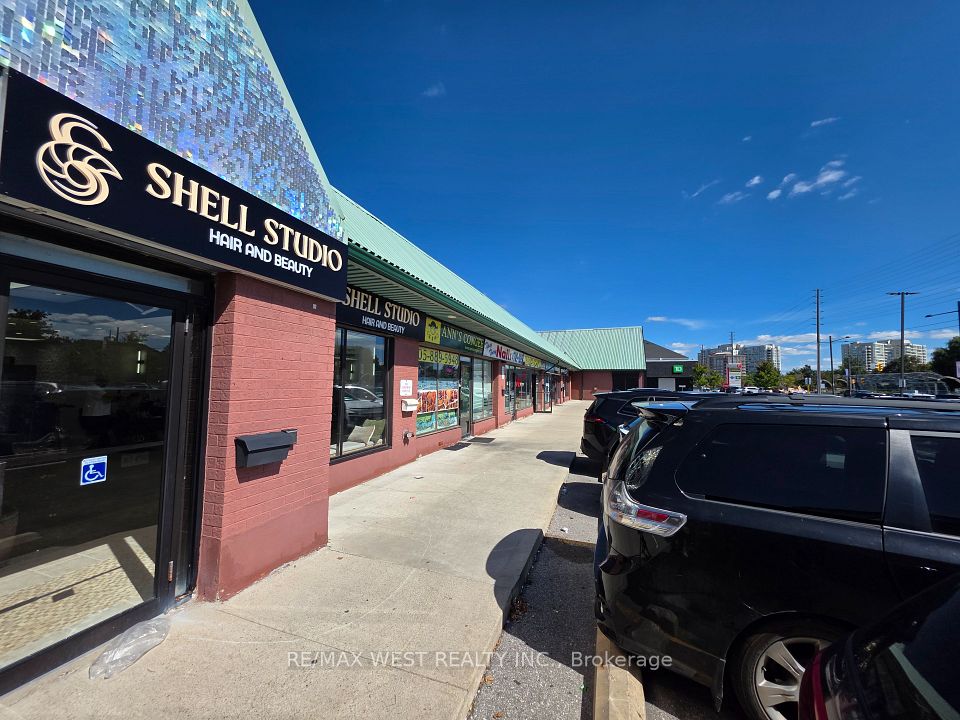 1102 Centre Street 1B - Lower, Vaughan, ON L4J 3M8