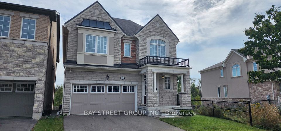 Detached at 246 Degraaf Crescent, Aurora, ON L4G 0X1, Aurora