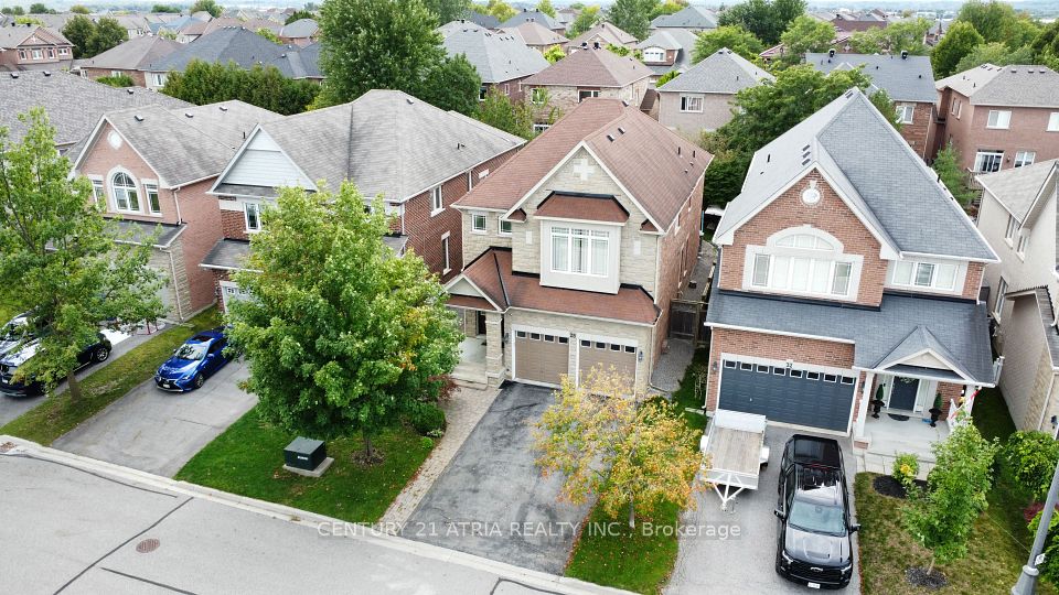 Detached at 28 Usherwood Street, Aurora, ON L4G 7X8, Aurora