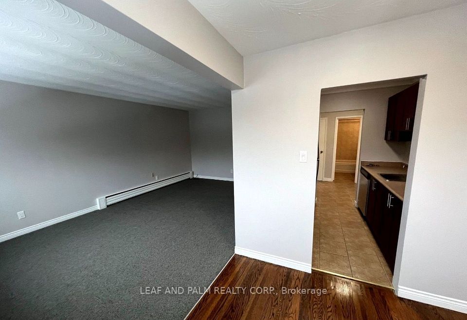 Multiplex at 370 Penn Avenue, Newmarket, ON L3Y 2S9, Newmarket