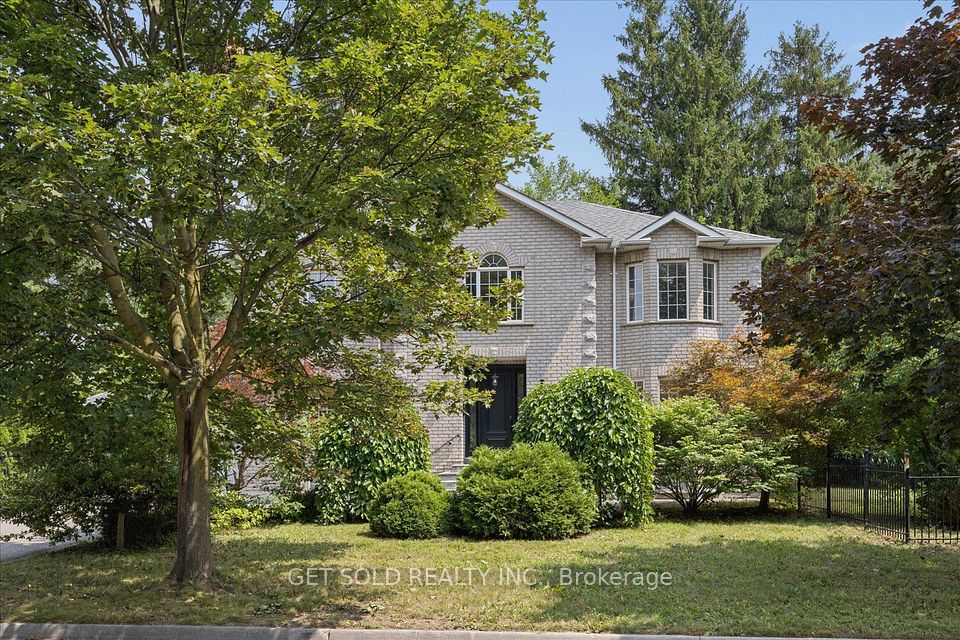 Detached at 49 Pearson Avenue, Richmond Hill, ON L4C 6T3, Richmond Hill