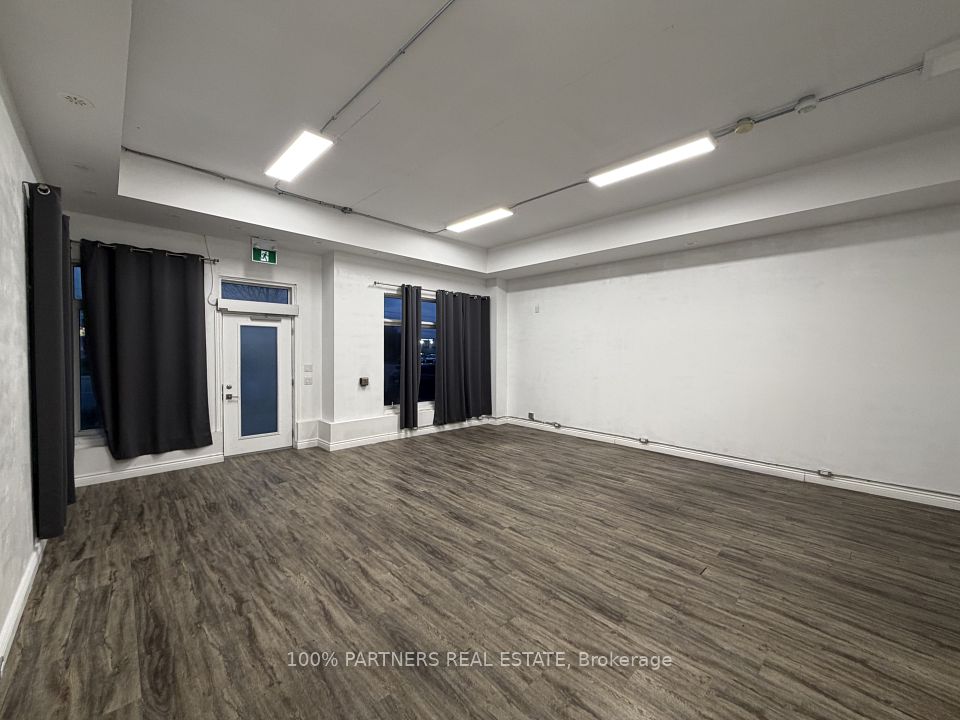 380 John Street, Markham, ON L3T 5W6