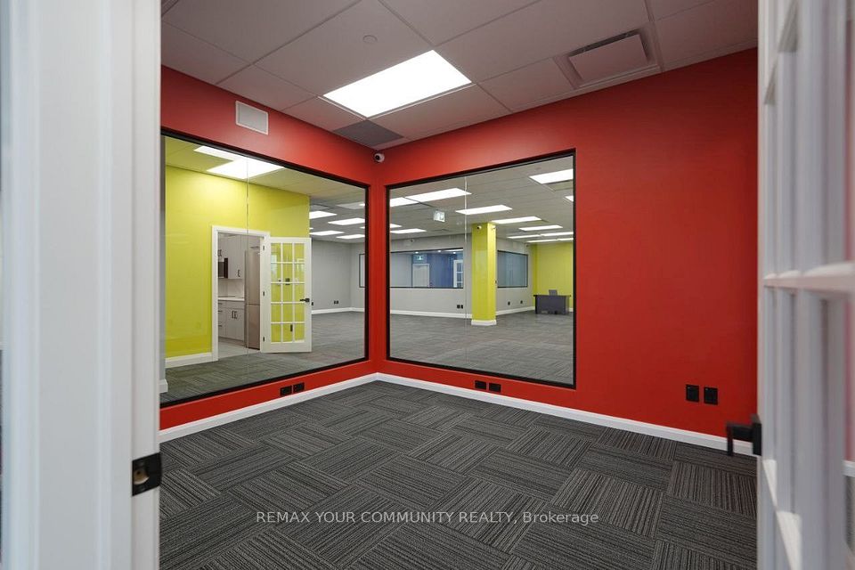 9390 Woodbine Avenue 320, Markham, ON L6C 0M5