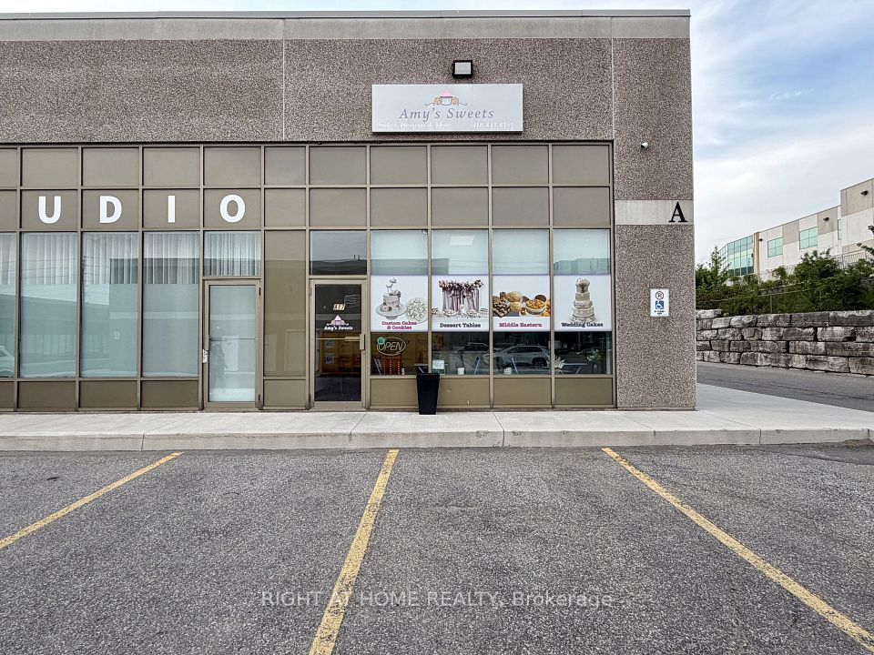 1550 16TH Avenue A17, Richmond Hill, ON L4B 3K9