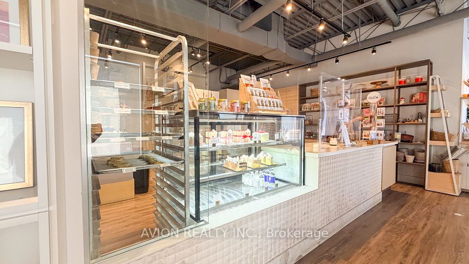 140 AMBER Street 10, Markham, ON L3R 3J8