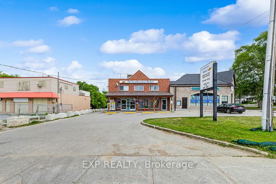 19423 Yonge Street, East Gwillimbury, ON L9N 1L8