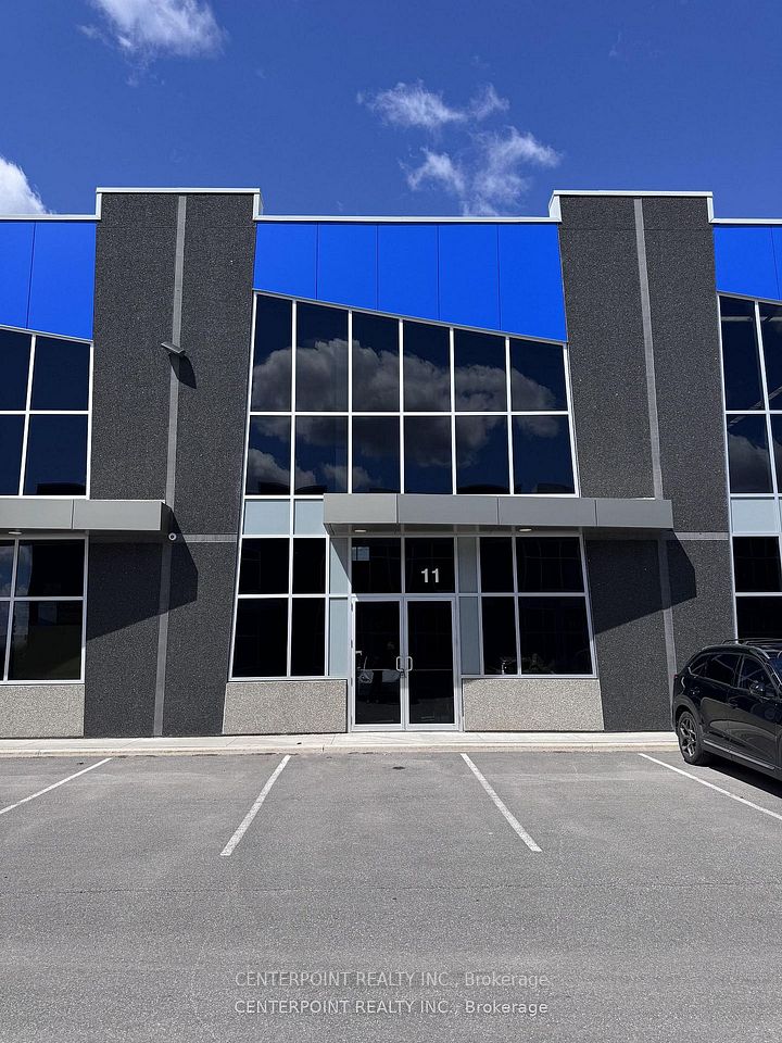 135 Addison Hall Circle 11, Aurora, ON L4G 3X8