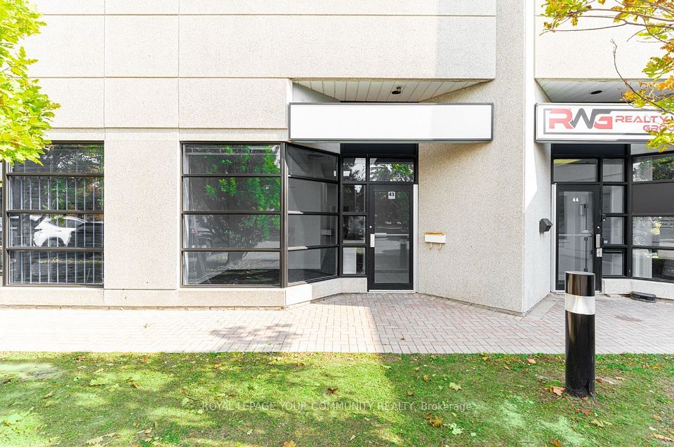145 Royal Crest Court 43, Markham, ON L3R 9Z4
