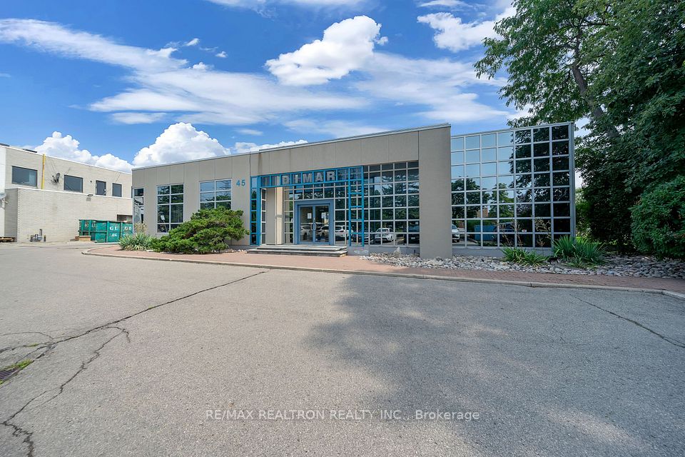 45 Tandem Road, Vaughan, ON L4K 3G1