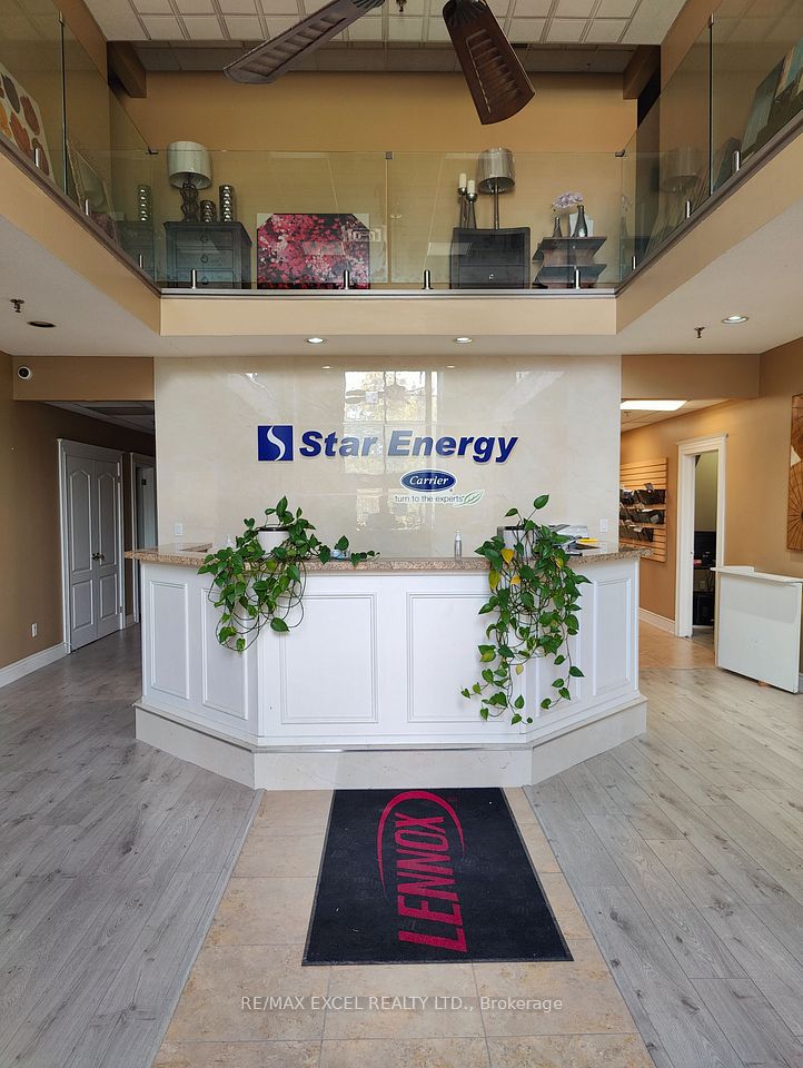 75 Konrad Crescent D, Markham, ON L3R 8T8