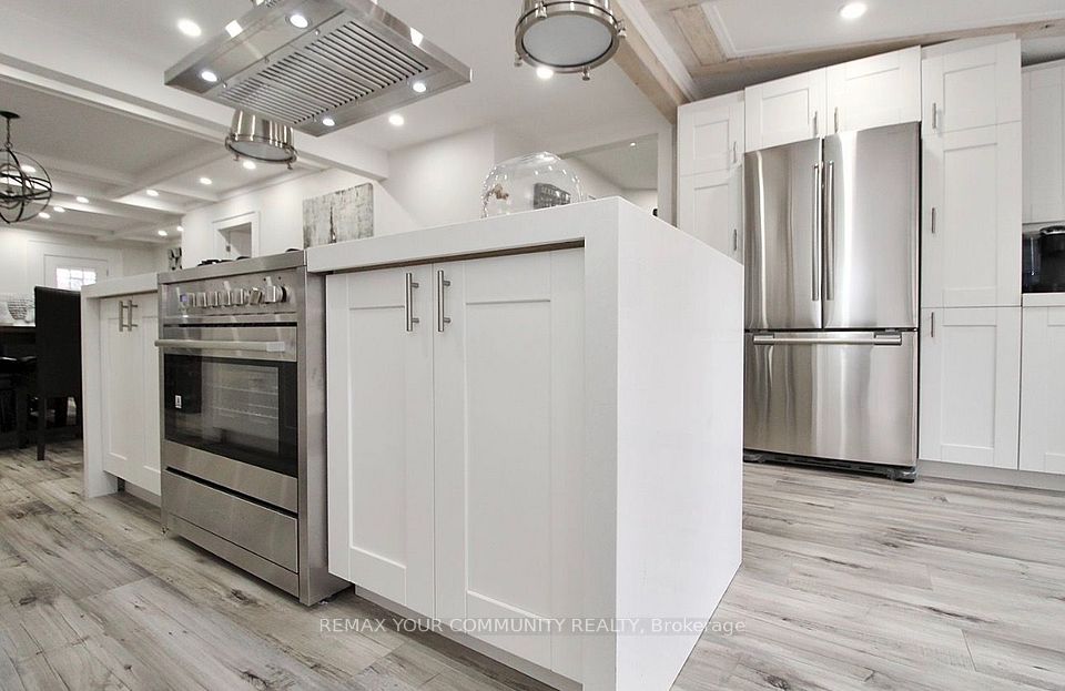 21052 Dalton Road, Georgina, ON L0E 1L0 12