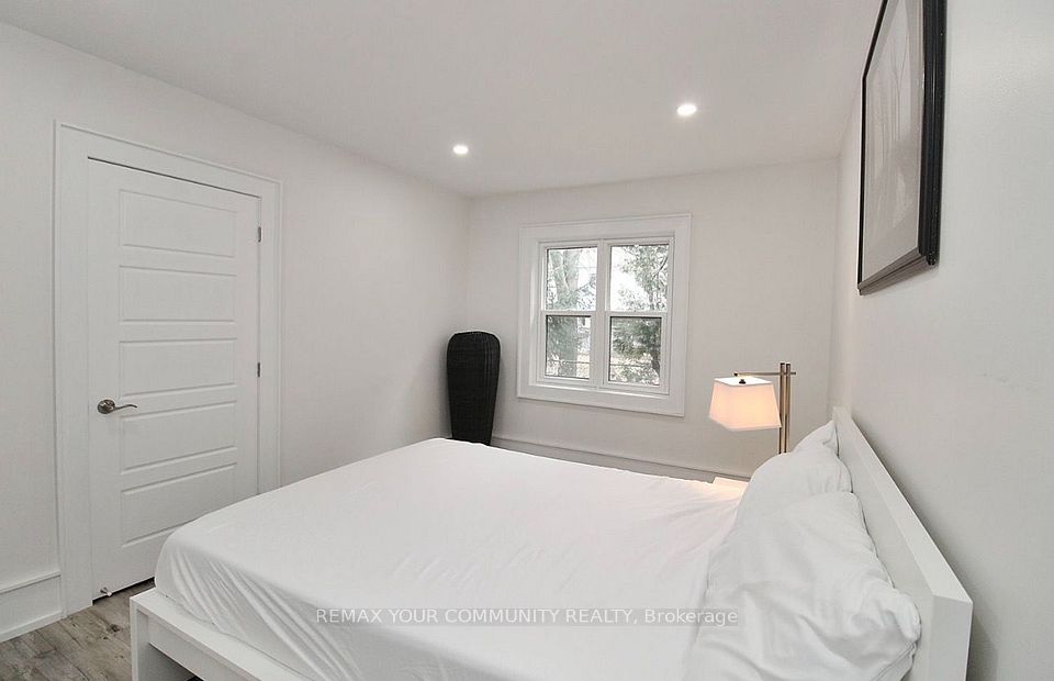 21052 Dalton Road, Georgina, ON L0E 1L0 14