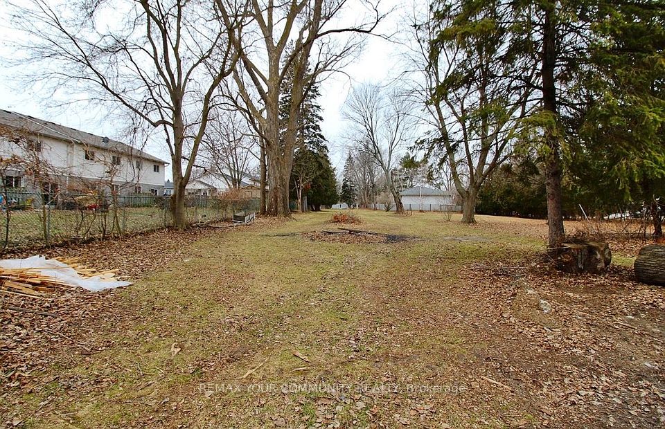 21052 Dalton Road, Georgina, ON L0E 1L0 6