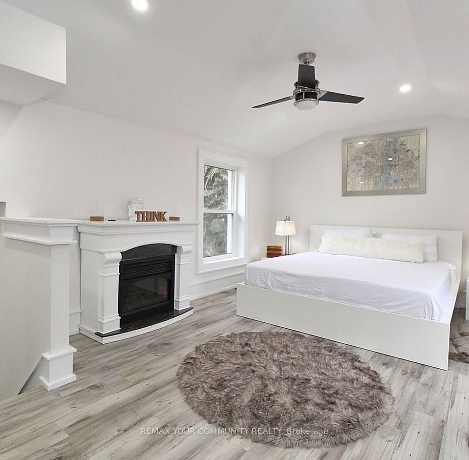 21052 Dalton Road, Georgina, ON L0E 1L0 5
