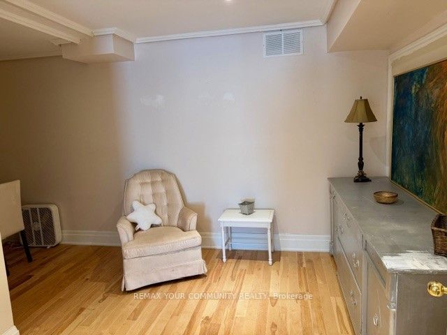 15500 Leslie Street Lower Level, Aurora, ON L4G 7C4 11