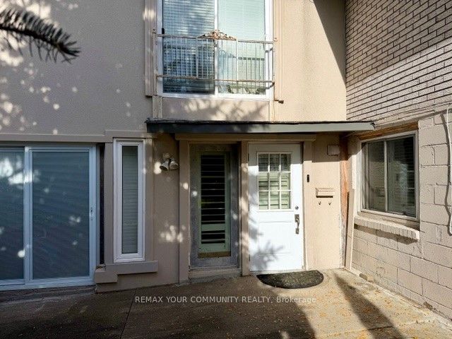 15500 Leslie Street Lower Level, Aurora, ON L4G 7C4 4