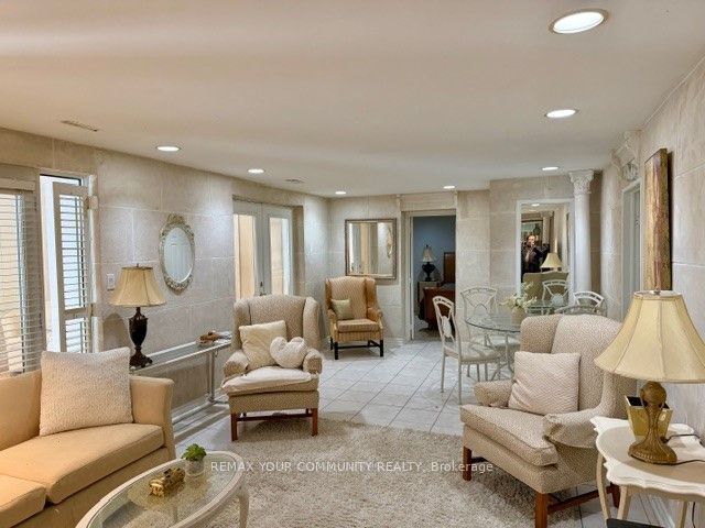 15500 Leslie Street Lower Level, Aurora, ON L4G 7C4 6