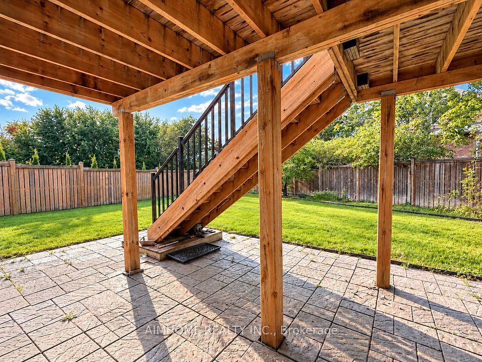 22 Matson Court, Aurora, ON L4G 7W8 19