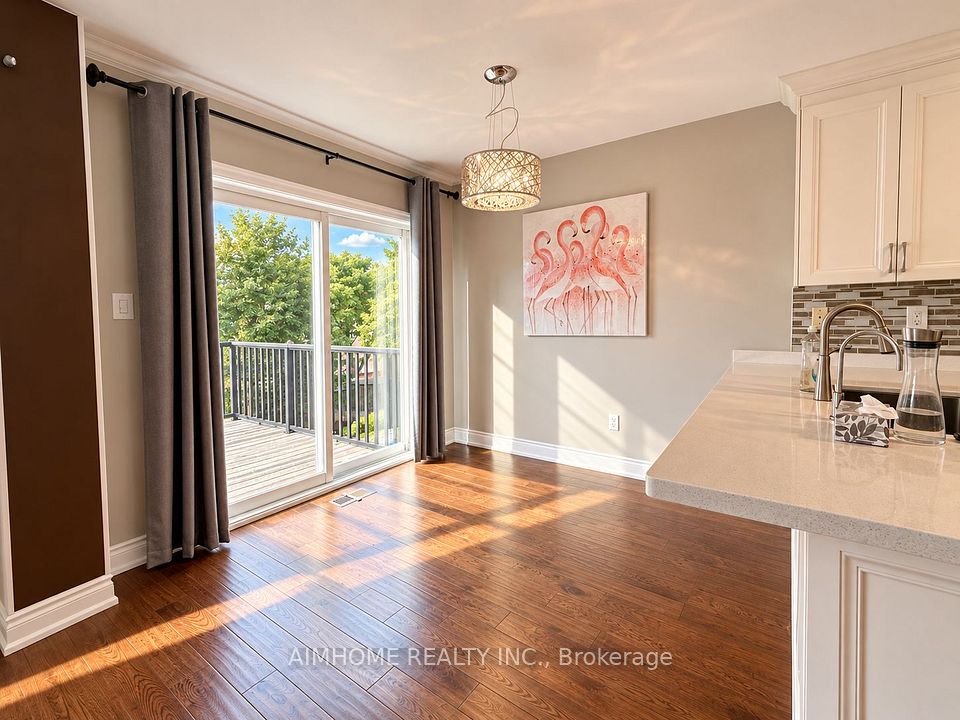 22 Matson Court, Aurora, ON L4G 7W8 6