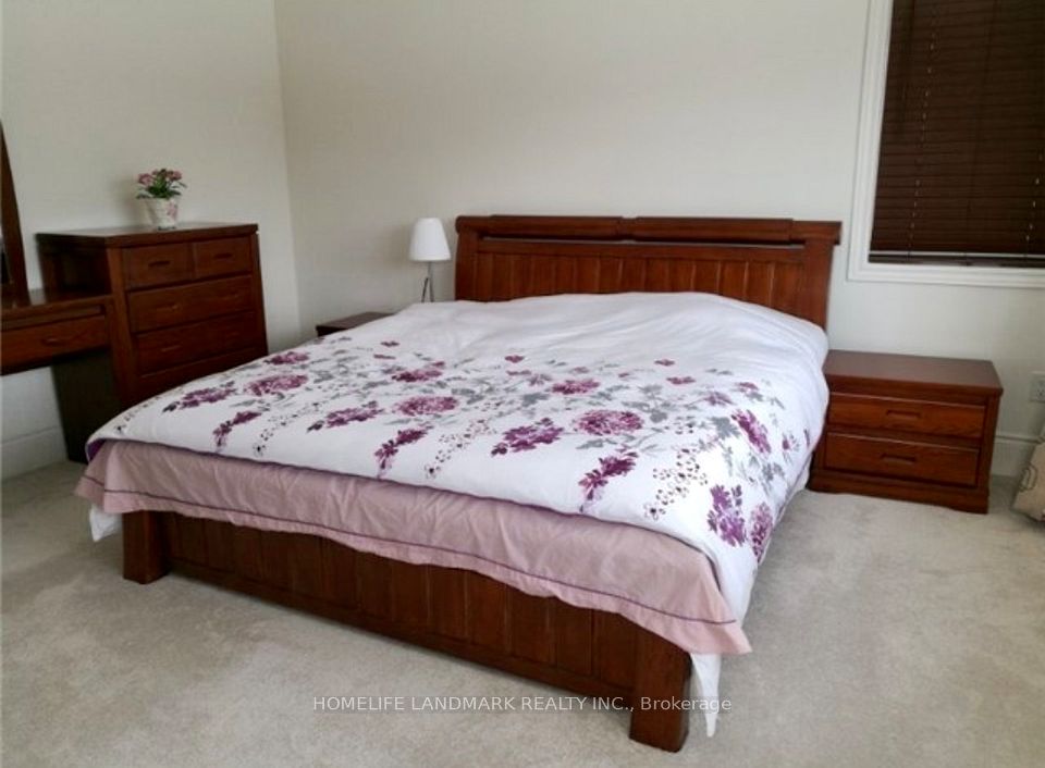 19 Warren Mcbride Crescent, Aurora, ON L4G 0W4 10