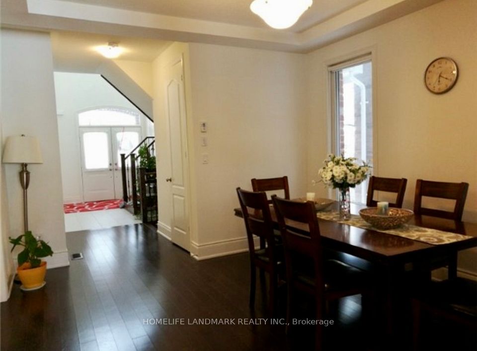 19 Warren Mcbride Crescent, Aurora, ON L4G 0W4 7