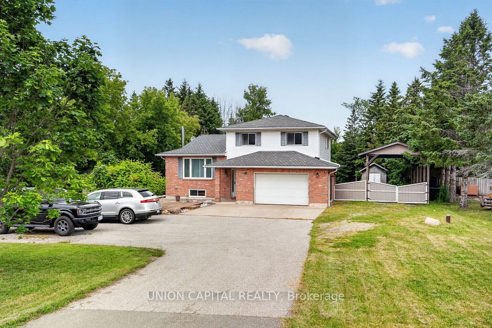 3132 Ravenshoe Road, Georgina, ON L4P 3E9 2