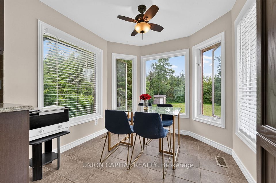 3132 Ravenshoe Road, Georgina, ON L4P 3E9 16