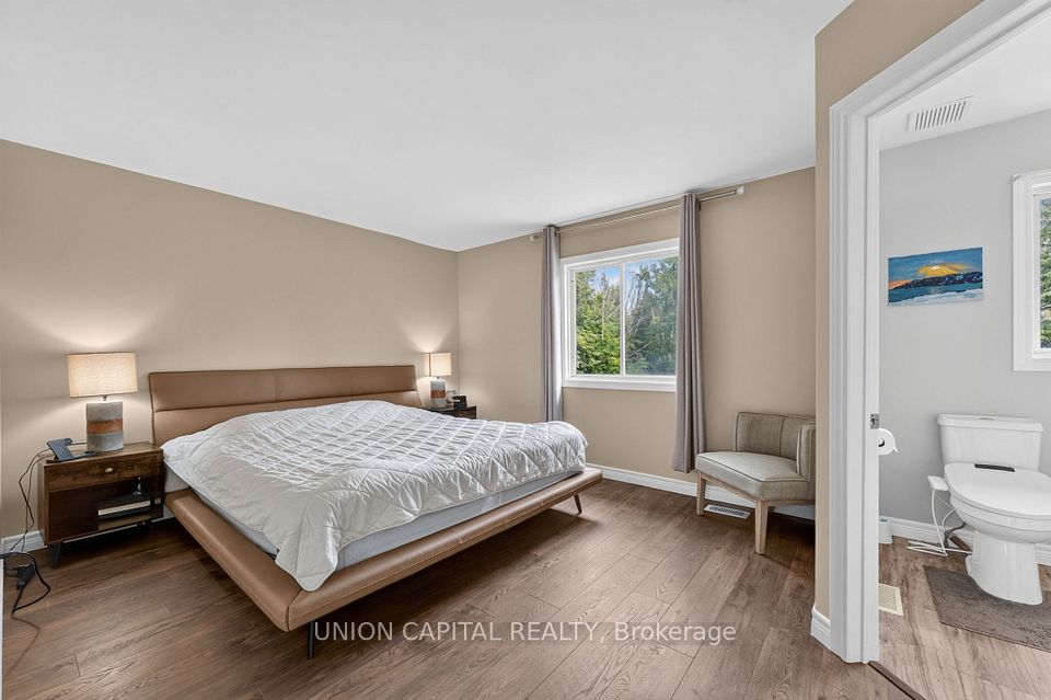 3132 Ravenshoe Road, Georgina, ON L4P 3E9 21