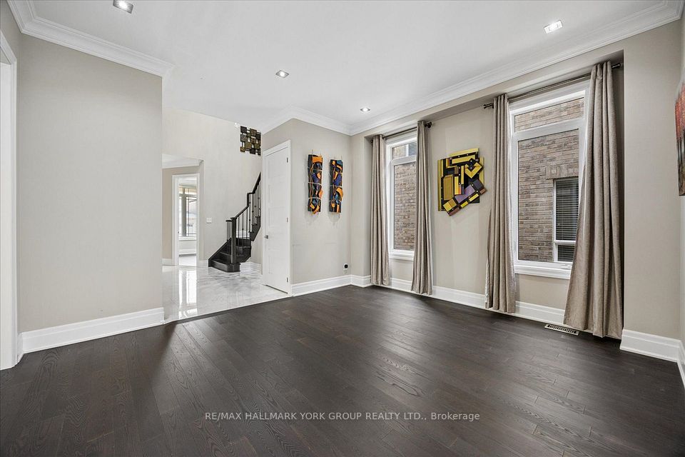 19 Lampkin Street, Georgina, ON L0E 1R0 6
