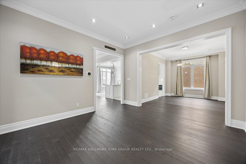19 Lampkin Street, Georgina, ON L0E 1R0 7