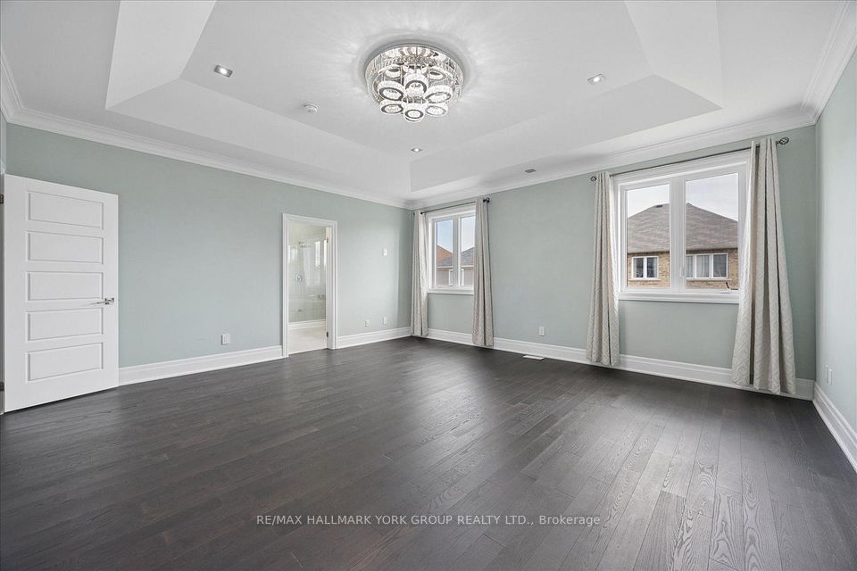19 Lampkin Street, Georgina, ON L0E 1R0 25
