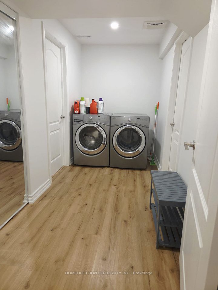 613 Society Crescent, Newmarket, ON L3X 2V8 25