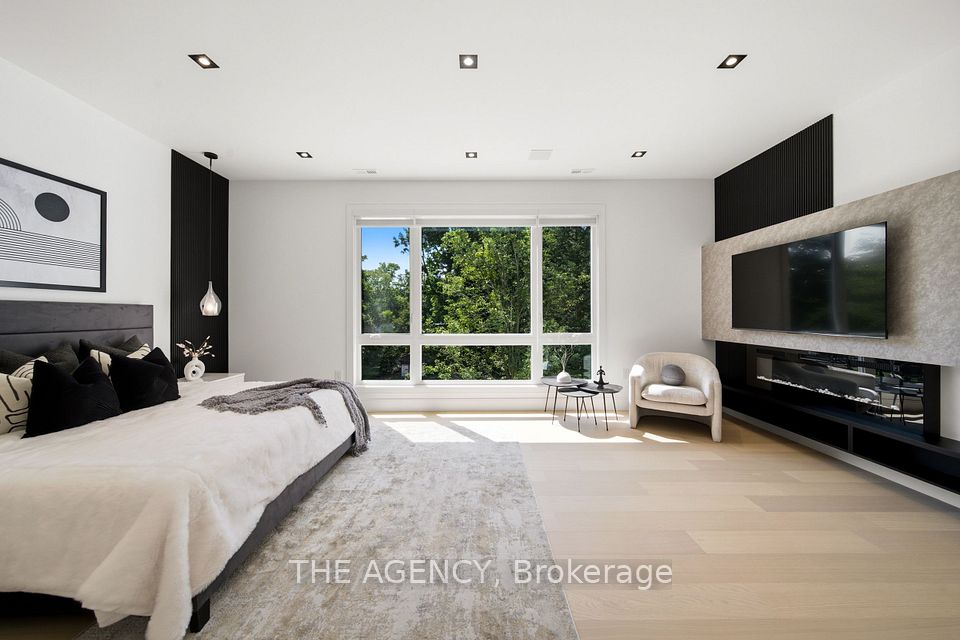 193 Beechwood Crescent, Newmarket, ON L3Y 1W2 20