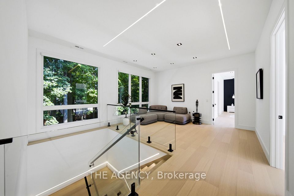 193 Beechwood Crescent, Newmarket, ON L3Y 1W2 17