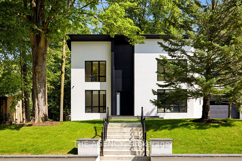 193 Beechwood Crescent, Newmarket, ON L3Y 1W2 3
