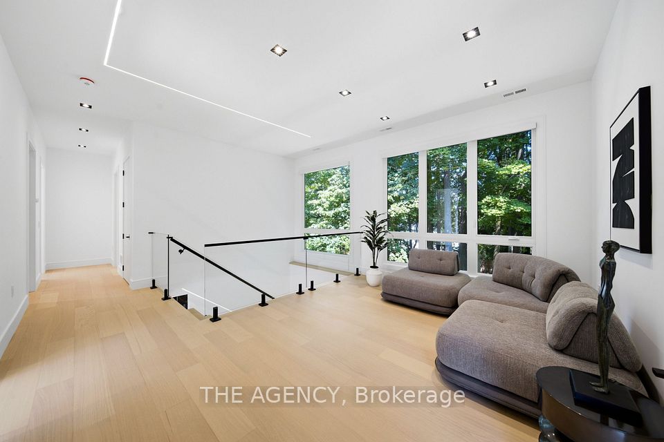193 Beechwood Crescent, Newmarket, ON L3Y 1W2 18
