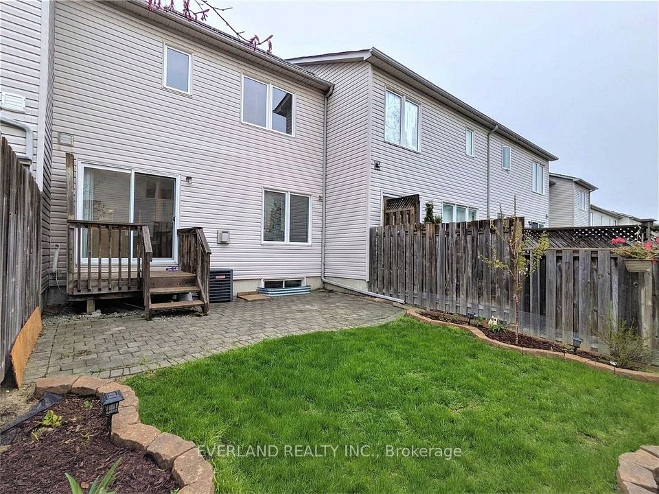 31 Marshview Avenue, Aurora, ON L4G 7W5 17