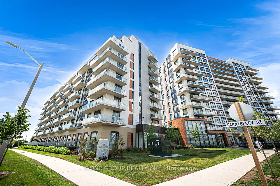6 David Eyer Road 313, Richmond Hill, ON L4S 0N5 5