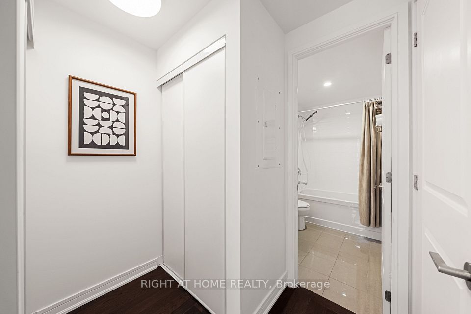 9201 Yonge Street 610, Richmond Hill, ON L4C 1H9 20