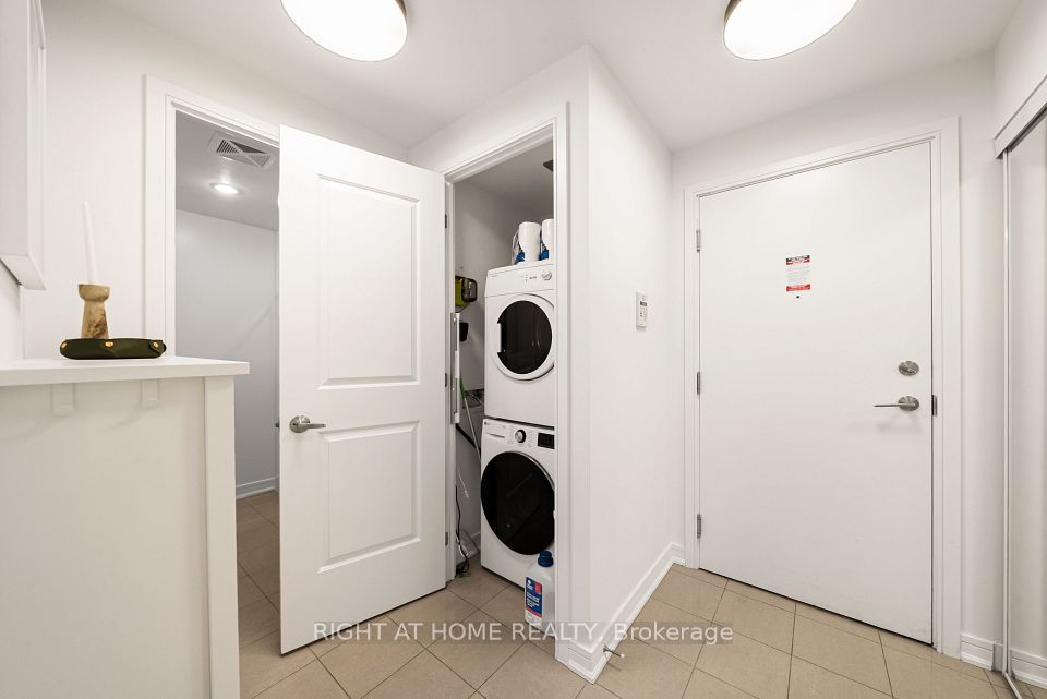 9201 Yonge Street 610, Richmond Hill, ON L4C 1H9 24