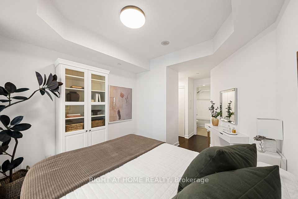 9201 Yonge Street 610, Richmond Hill, ON L4C 1H9 18