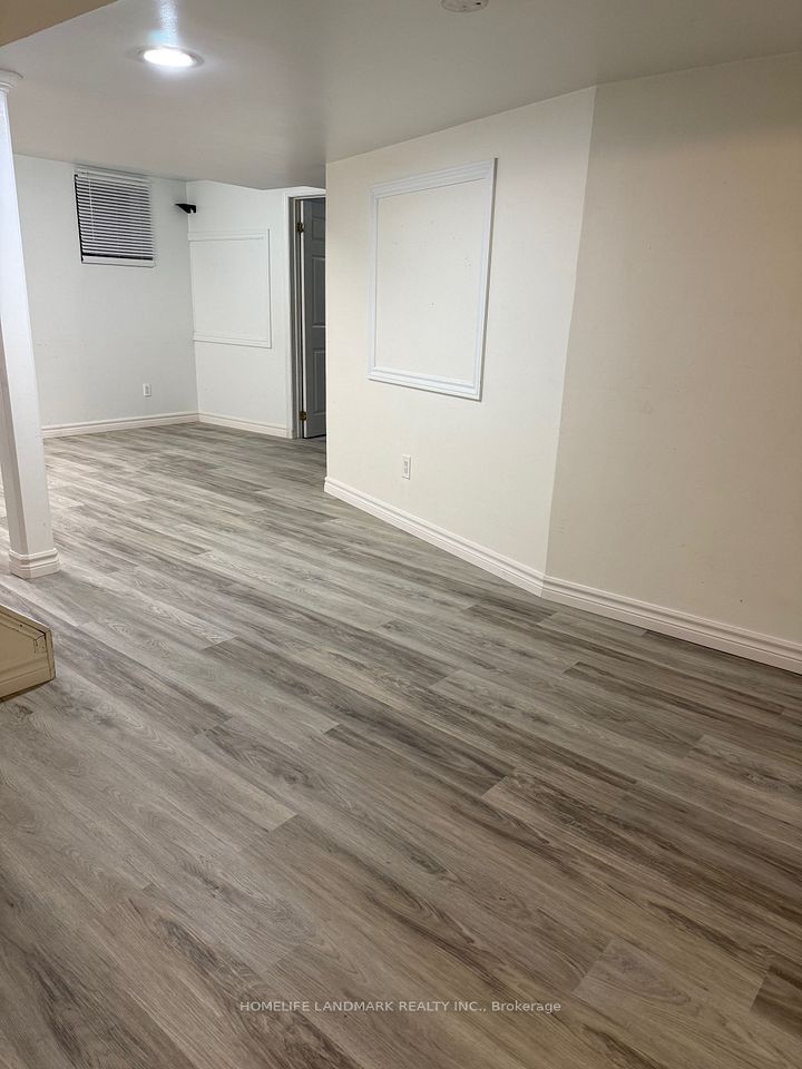 36 Ostick Street Bsmnt, Aurora, ON L4G 7K5 5