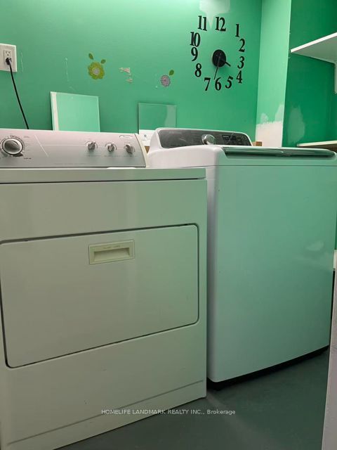 36 Ostick Street Bsmnt, Aurora, ON L4G 7K5 12