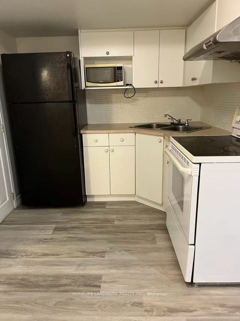 36 Ostick Street Bsmnt, Aurora, ON L4G 7K5 8
